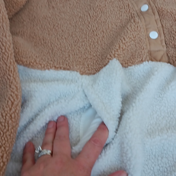 Tone it up sherpa pull over, large - Picture 3 of 7